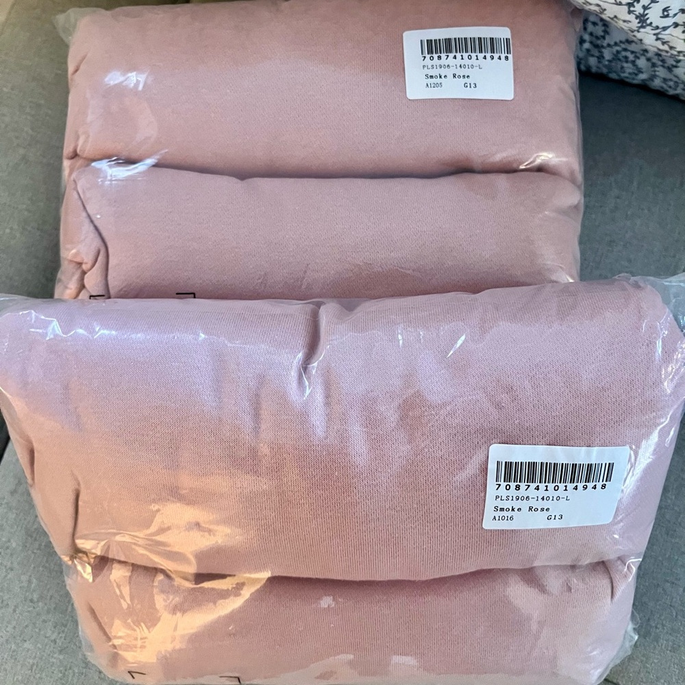 NWT, 2 Piece Cozy Smokey Rose Women's jogger set - Picture 4 of 14
